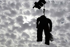 Θέλουν να κρεμάσουν ξανά, κατάδικο που επέζησε στην κρεμάλα