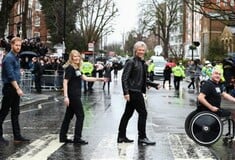 Πρίγκιπας Χάρι και Τζον Μπον Τζόβι μαζί στα Abbey Road Studios - Ηχογράφησαν τραγούδι