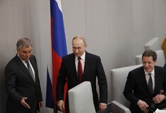 Ρωσία: «Ναι» από τη Βουλή στις αλλαγές που επιτρέπουν στον Πούτιν να είναι ξανά υποψήφιος πρόεδρος