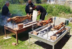 Κορωνοϊός: Απαγορεύονται οι επισκέψεις σε σπίτια συγγενών και φίλων ανήμερα το Πάσχα