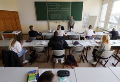 Προειδοποίηση ΠΟΥ για το άνοιγμα σχολείων: «Σε αχαρτογράφητα νερά η Ευρώπη»