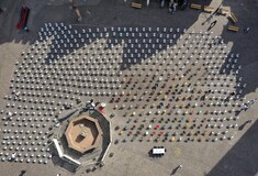 Άδειες καρέκλες στην Ελλάδα - Την Τετάρτη τα καφέ και τα εστιατόρια γεμίζουν με καρέκλες τις πλατείες και διαμαρτύρονται