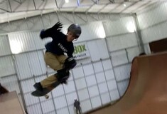 Εντεκάχρονος skateboarder πέτυχε την πρώτη παγκοσμίως στροφή 1080 μοιρών σε κάθετη ράμπα