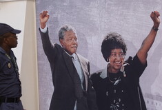 Ίδρυμα Νέλσον Μαντέλα: «Αρκετά!» - Οι ζωές των μαύρων έχουν σημασία