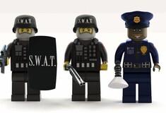 Δολοφονία Τζορτζ Φλόιντ: Η LEGO αναστέλλει την προώθηση παιχνιδιών με θέμα αστυνόμους και Λευκό Οίκο