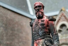 Η Αμβέρσα απομάκρυνε το άγαλμα του «σφαγέα του Κονγκό» Λεοπόλδου Β' - Εν μέσω αντιρατσιστικών διαδηλώσεων