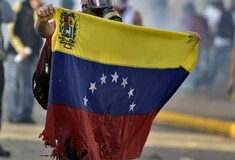 Βενεζουέλα: Στάση πληρωμών και από τη δημόσια επιχείρηση πετρελαίου
