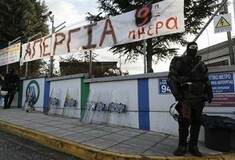 EURONEWS. "Tα ΜΑΤ έκαναν επιδρομή στους Έλληνες εργαζόμενους του μετρό".