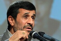 Αχμαντινετζάντ: "Γεννιέται κανείς μέσω της ομοφυλοφιλίας;"