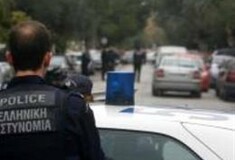 Λάρισα: Μαθητές επιτέθηκαν με ρόπαλα σε μετανάστες