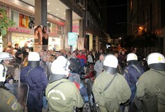 Επίθεση μικροομολογιούχων στον Βενιζέλο