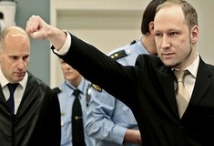 Ο Άντερς Μπρέιβικ καταγγέλλει τις συνθήκες κράτησής του