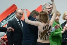 «Βγήκαν από τα ρούχα τους» κατά του Πούτιν στη Γερμανία