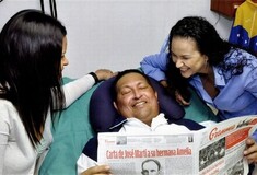 Oι πρώτες επίσημες φωτογραφίες του Τσάβες μετά την εγχείρηση