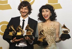 Απονεμήθηκαν τα βραβεία Grammy 2013