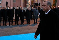 Κλυδωνίζεται η τουρκική κυβέρνηση