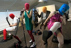 Πούτιν: “Οι Pussy Riot θα βγουν αλλά δεν τις λυπάμαι”