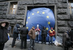 Έμειναν στο Κίεβο τελικά οι υπουργοί της Ε.Ε.