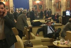 16 χιλιάδες ευρώ για καφέδες και βουτήματα
