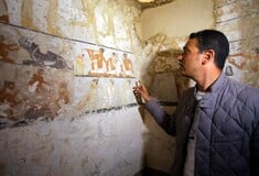 Αρχαίος τάφος ιέρειας αποκαλύφθηκε στην Αίγυπτο - Μοναδικής ομορφιάς οι τοιχογραφίες του