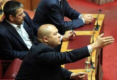 Με κλάματα μίλησε ο Μπούκουρας