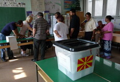 Διπλές, προεδρικές και βουλευτικές, εκλογές την Κυριακή στην ΠΓΔΜ