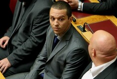 Άρση ασυλίας του Ηλία Κασιδιάρη / Καταγγέλει τον πρωθυπουργό