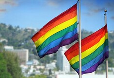 Συνήγορος του Πολίτη: Επεκτείνετε άμεσα το σύμφωνο συμβίωσης και στους ομοφυλόφιλους
