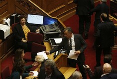 Ο Θεοδωράκης αρνήθηκε να μιλήσει στη Βουλή - Γιατί κατήγγειλε τη διαδικασία