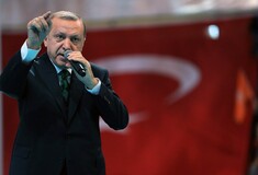 Ο Ερντογάν απειλεί την Ευρώπη: Αν ανοίξω τα σύνορα δεν θα βρίσκετε τρύπα να κρυφτείτε