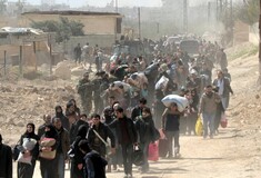 Πάνω από 30.000 άμαχοι έχουν φύγει από την Αφρίν για να γλιτώσουν από τους τουρκικούς βομβαρδισμούς
