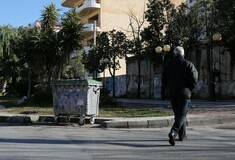 Βρέθηκε νεκρό βρέφος σε κάδο απορριμάτων στην Πετρούπολη