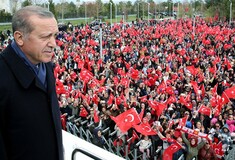 Ο Ερντογάν μόλις ανακοίνωσε πρόωρες εκλογές στην Τουρκία