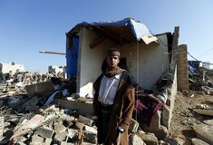 Βομβαρδισμοί στην Υεμένη από τη Σαουδική Αραβία και χώρες του Κόλπου
