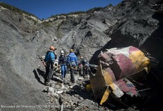 Διαφορετικές αποζημιώσεις για τα θύματα του Αirbus - Από 27.000 έως 2 εκατ. ευρώ