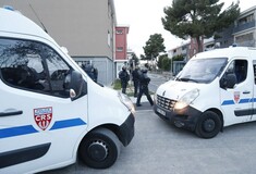 Οδηγός προσπάθησε να παρασύρει με αυτοκίνητο στρατιωτικούς στη Γαλλία
