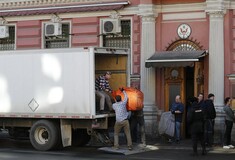 Υπόθεση Σκριπάλ: Ρώσοι και Αμερικανοί διπλωμάτες φτιάχνουν τις βαλίτσες τους