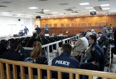 Mε απουσίες και συγκεντρώσεις διαμαρτυρίας προβλέπεται η συνέχεια της δίκης της ΧΑ αύριο