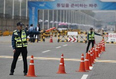 Ιστορική συνάντηση στην Κορέα: Μουν και Κιμ θα συναντηθούν πάνω στη στρατιωτική οροθετική γραμμή