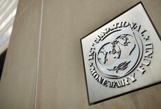 Reuters: Θυμωμένο με τους Έλληνες το ΔΝΤ, εξοργισμένο με την Ευρώπη
