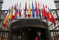Έκτακτη σύνοδος Κορυφής την Πέμπτη για το μεταναστευτικό