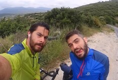Αυτοί οι δύο τύποι πήγαν απ' την Πάτρα στο Πήλιο με ποδήλατα