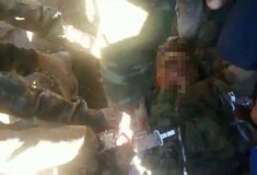 Σκληρό βίντεο εμφανίζει νεκρό τον έναν ρώσο πιλότο