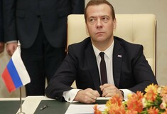Με εμπάργκο κατά των τουρκικών εταιριών απειλεί ο ρώσος Πρωθυπουργός
