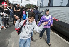 Η Δανία σκληραίνει τη στάση της απέναντι στους πρόσφυγες