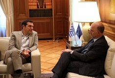 Μοσκοβισί: Είναι καιρός για την Ελλάδα να μην είναι πλέον το μόνιμο πρόβλημα της Ευρωζώνης