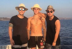 Πάλι στη Σαντορίνη για ηχογράφηση ο Justin Bieber