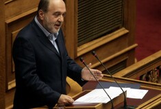 Αλεξιάδης για φόρους: Τέλειωσαν τα άσχημα και έρχονται τα χειρότερα