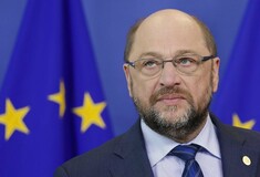 Σουλτς: Πρέπει να δoθεί στην Ελλάδα κάθε ανθρωπίνως δυνατή βοήθεια για το προσφυγικό