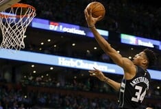 Αντετοκούνμπο στο Sports Illustrated: Έγινα killer στο γήπεδο επειδή είδα τους γονείς μου να παλεύουν